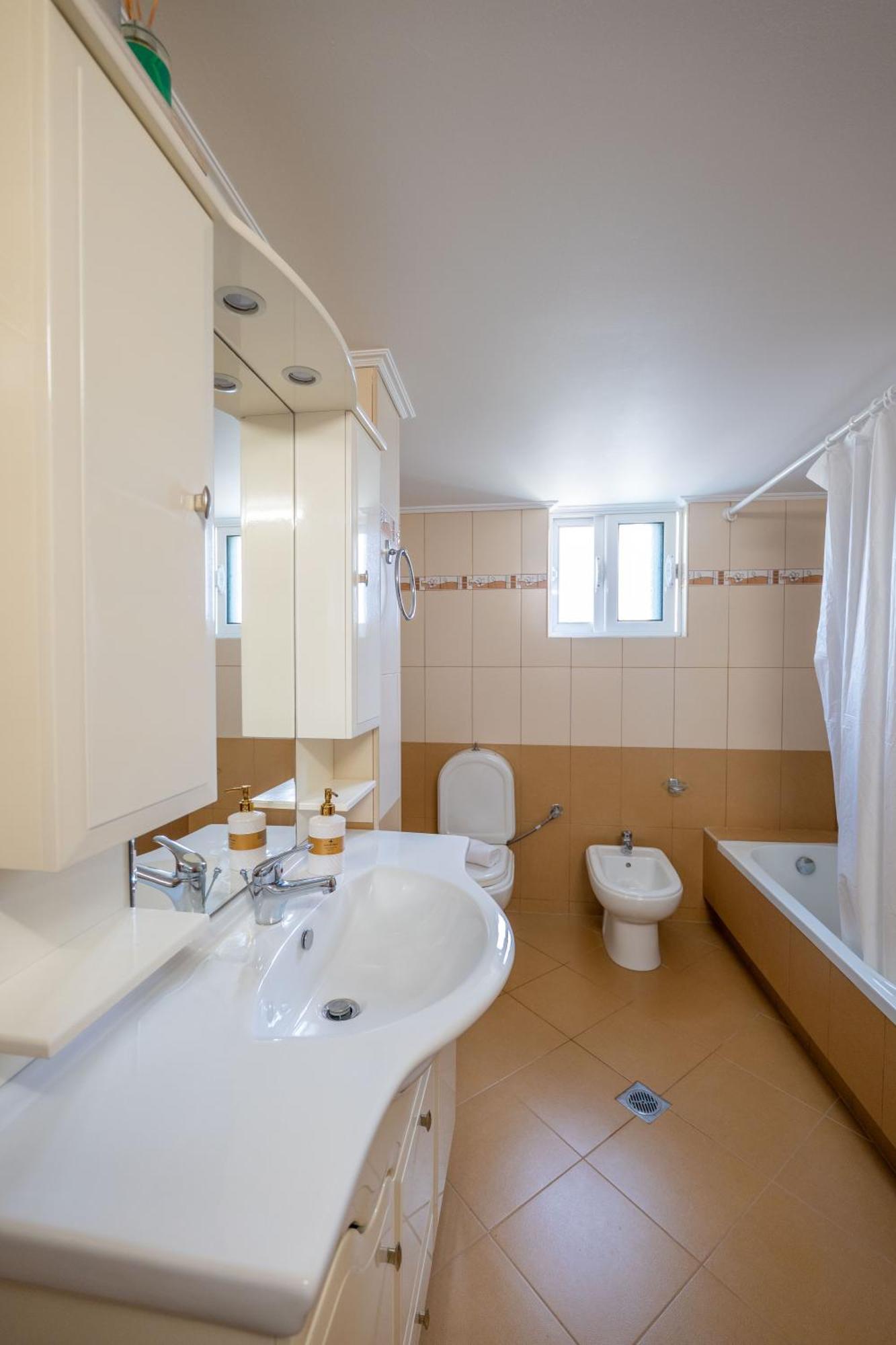 Philoxenia Apartments Saranda Екстер'єр фото