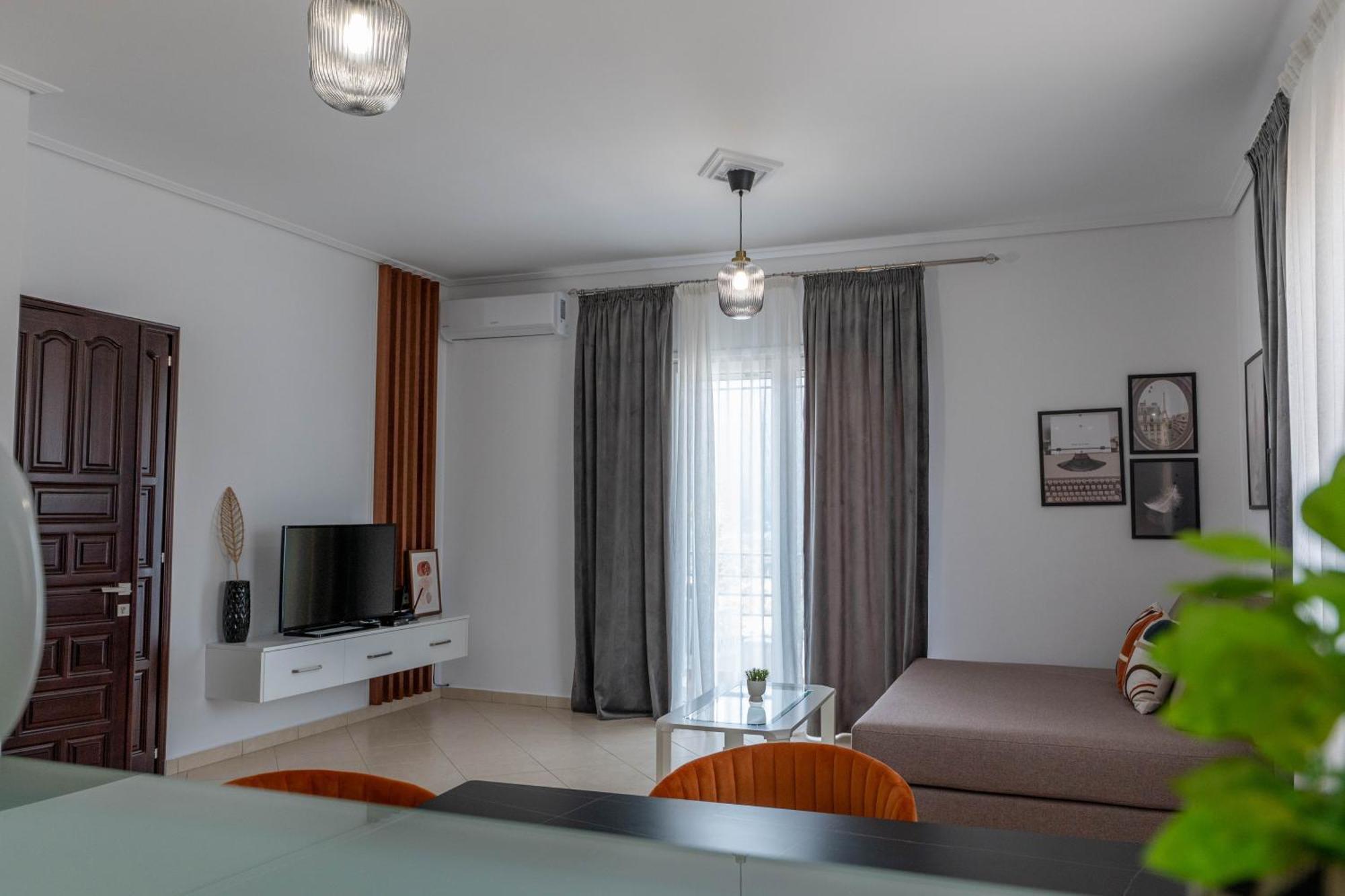 Philoxenia Apartments Saranda Екстер'єр фото