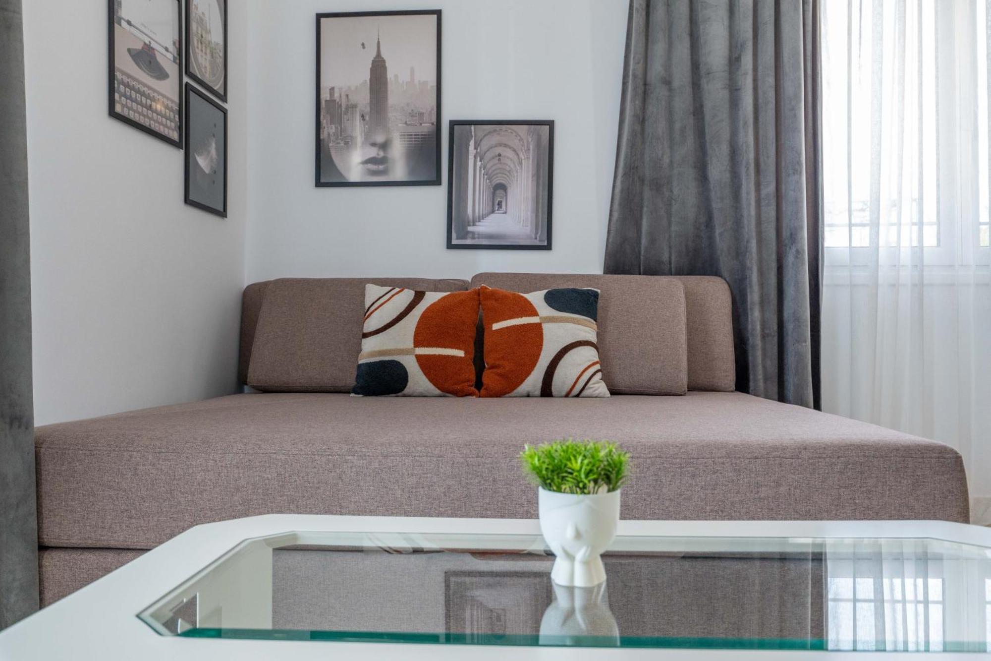 Philoxenia Apartments Saranda Екстер'єр фото